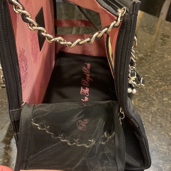 My Flat in London Dog Carrier Tote Purse Black Tan Pearls Fur Crystal Tiara - Picture 10 of 11